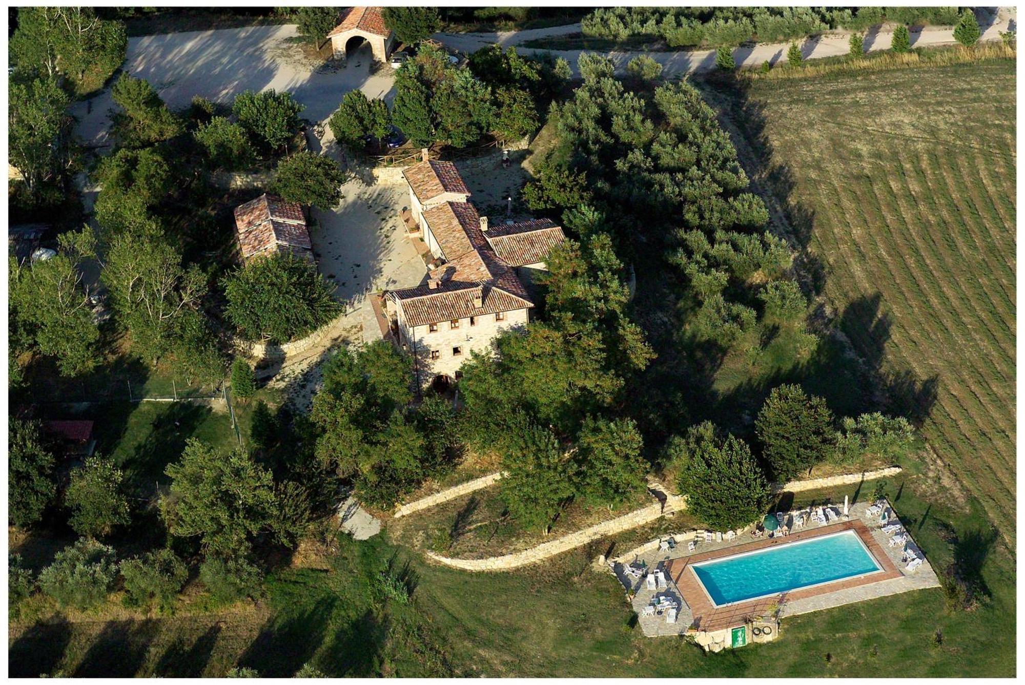 Agriturismo Casale delle Lucrezie Todi Esterno foto