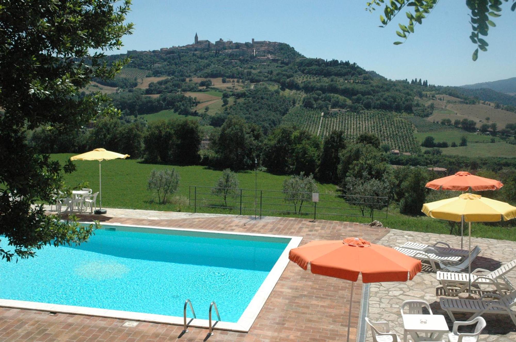 Agriturismo Casale delle Lucrezie Todi Esterno foto